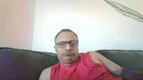 Snapshot of mikej143 chatting on 10-18-25, 09:15 mikej143 online show from 10-18-25, 09:15