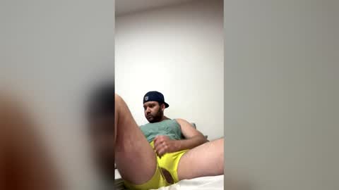 Snapshot of mikeolgen chatting on 03-29-26, 07:14 mikeolgen online show from 03-29-26, 07:14