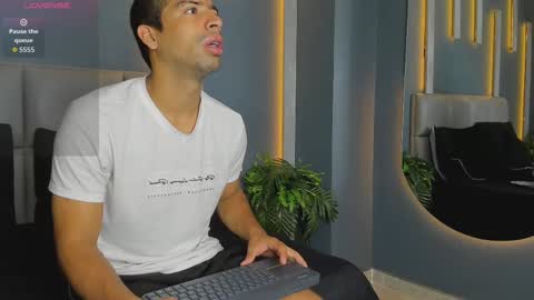 MIKE PARK  online show from 10-03-25, 11:18