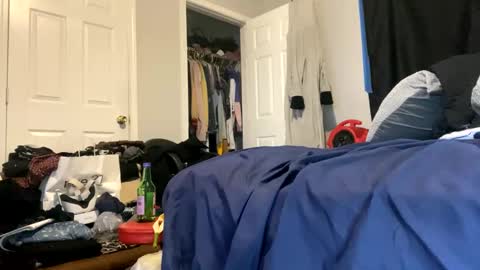 Snapshot of mikeyblunt chatting on 01-09-25, 02:51 mikeyblunt online show from 01-09-25, 02:51