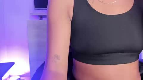 Mikeyla  online show from 09-08-25, 02:27
