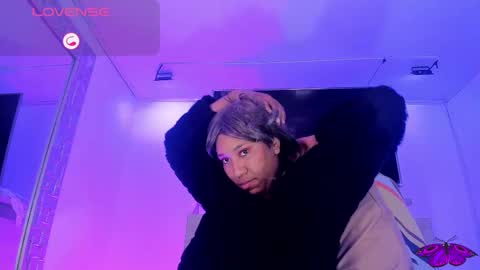 Mikeyla  online show from 09-13-25, 04:51