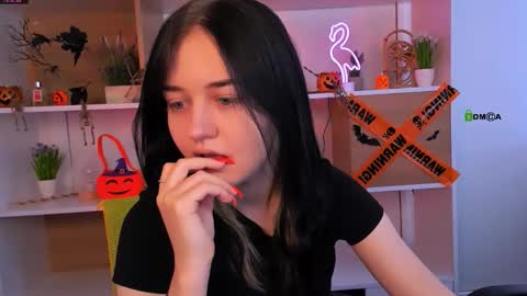 Snapshot of miki_ti chatting on 10-30-25, 09:22 miki_ti online show from 10-30-25, 09:22