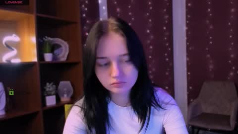 Snapshot of miki_ti chatting on 11-11-25, 06:02 miki_ti online show from 11-11-25, 06:02