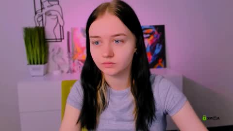 Snapshot of miki_ti chatting on 11-14-25, 06:01 miki_ti online show from 11-14-25, 06:01