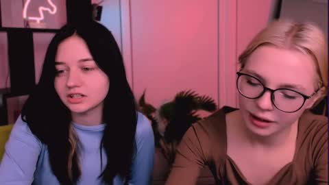 Snapshot of miki_ti chatting on 11-21-25, 09:41 miki_ti online show from 11-21-25, 09:41