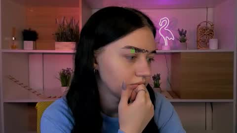 Snapshot of miki_ti chatting on 12-15-25, 06:06 miki_ti online show from 12-15-25, 06:06