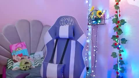 Mikka 3 online show from 02-04-26, 01:28