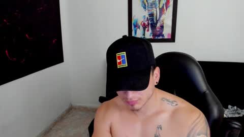 MIKKE online show from 10-11-25, 02:59