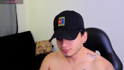 MIKKE online show from 02-19-26, 02:57