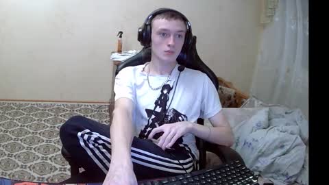 MikkiForus online show from 09-24-25, 01:20