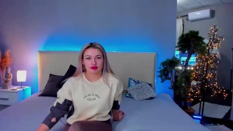 MikkiShows online show from 02-25-25, 02:54