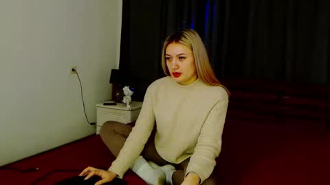 MikkiShows online show from 03-11-25, 02:07