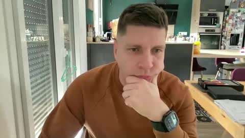 Snapshot of miklp8463 chatting on 02-04-26, 08:42 miklp8463 online show from 02-04-26, 08:42