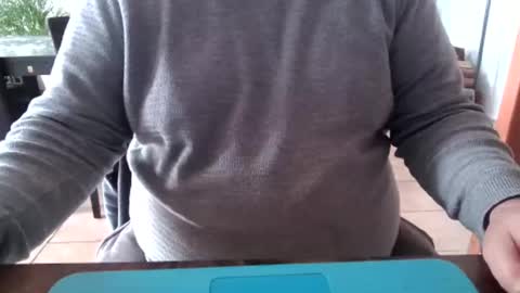 Snapshot of mikou58 chatting on 12-05-25, 11:52 mikou58 online show from 12-05-25, 11:52