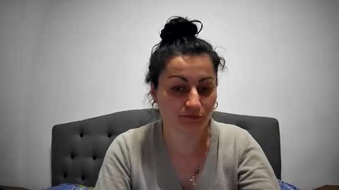 Mikyloveu online show from 02-26-25, 06:21