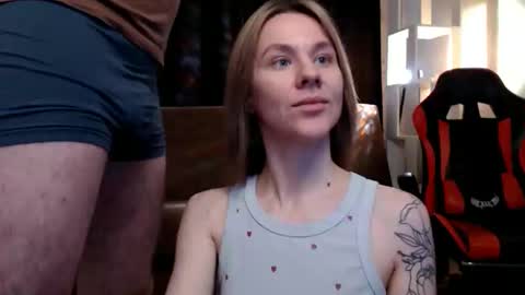 Snapshot of mila_13 chatting on 11-27-25, 05:42 Mila online show from 11-27-25, 05:42