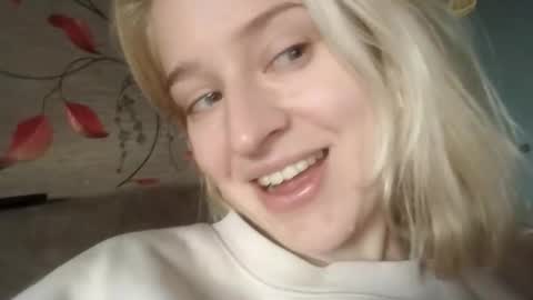 Mila 420 online show from 11-12-25, 11:21