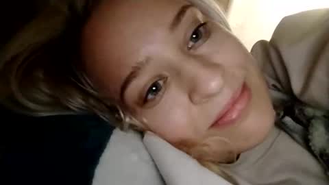 Mila 420 online show from 01-15-26, 12:54