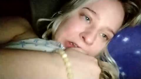 Snapshot of mila_420 chatting on 03-27-26, 01:22 Mila 420 online show from 03-27-26, 01:22