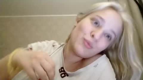 Snapshot of mila_420 chatting on 03-29-26, 10:10 Mila 420 online show from 03-29-26, 10:10