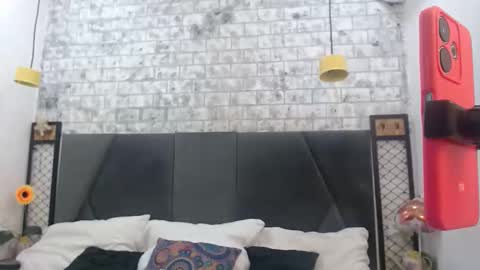 mila_adamss online show from 10-02-25, 10:22