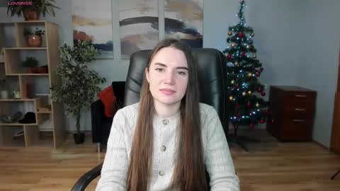 Mila Cartery online show from 12-22-25, 07:49
