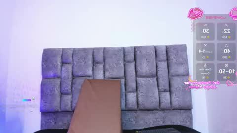 Snapshot of mila_chic chatting on 11-08-25, 09:09 mila online show from 11-08-25, 09:09