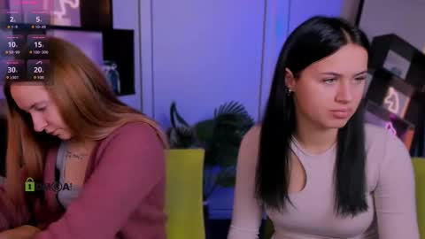 mila_glow online show from 10-04-25, 08:34