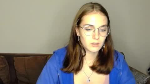 Snapshot of mila_keyy chatting on 09-15-25, 09:04 mila_keyy online show from 09-15-25, 09:04