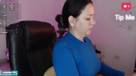 Snapshot of mila_phoenix chatting on 11-20-25, 10:15 mila_phoenix online show from 11-20-25, 10:15