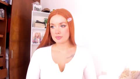 Mila online show from 11-07-25, 08:42