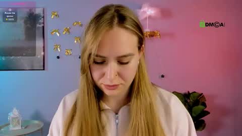 Snapshot of mila_way_ chatting on 01-14-26, 08:58 Sweet Mila online show from 01-14-26, 08:58