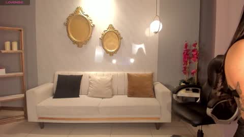 Mila online show from 10-03-25, 02:08