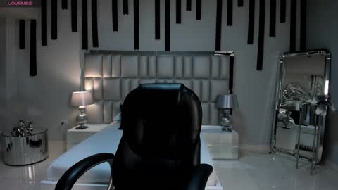 Mila online show from 02-17-26, 02:08