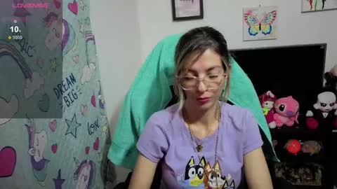 milacoxx8819 online show from 09-25-25, 12:25