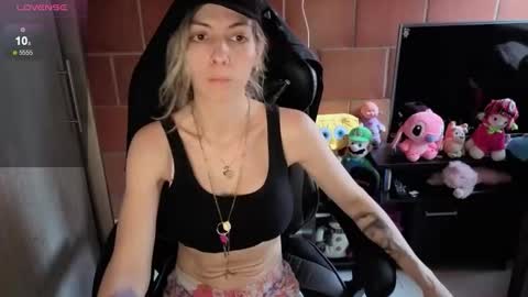 milacoxx8819 online show from 10-11-25, 02:48