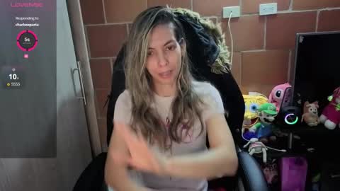 milacoxx8819 online show from 10-18-25, 12:24