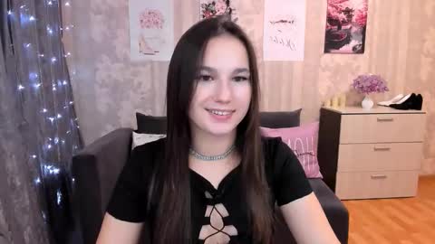 MilaDaisen online show from 09-26-25, 02:54