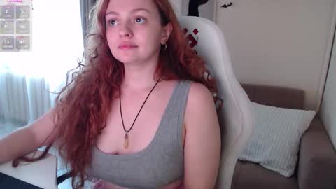 Snapshot of milafmars chatting on 10-21-25, 07:42 Milana online show from 10-21-25, 07:42