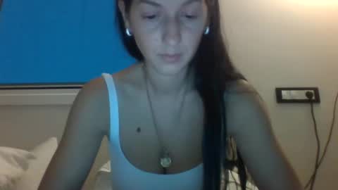 MilaGabor online show from 09-23-25, 04:43