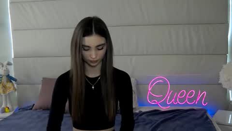 Snapshot of milalick chatting on 04-04-26, 10:02 milalick online show from 04-04-26, 10:02