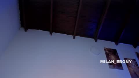 Milan  online show from 01-08-25, 02:35