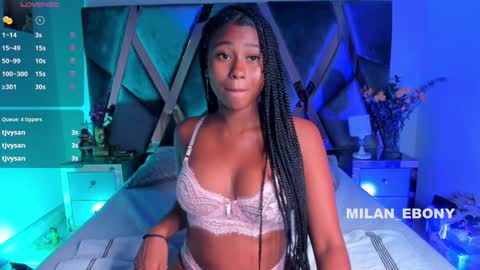 Milan  online show from 01-22-25, 11:12