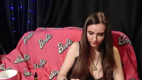 MilAna online show from 11-28-25, 06:43