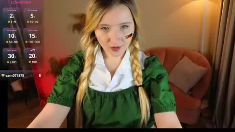 Milana online show from 09-23-25, 10:02