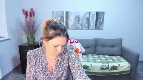 Milana online show from 03-11-25, 04:29