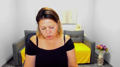 Milana online show from 09-12-25, 11:32