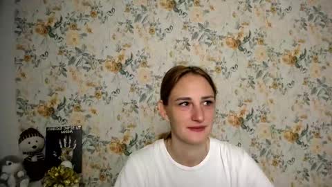 Milana online show from 09-10-25, 05:40