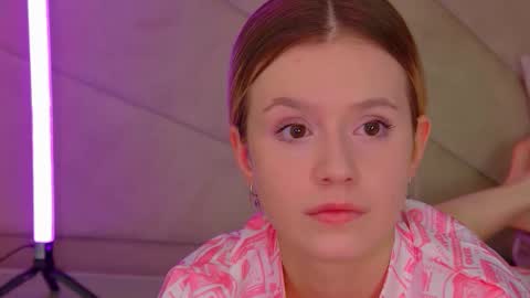 MilanaBalmain online show from 11-08-25, 04:45